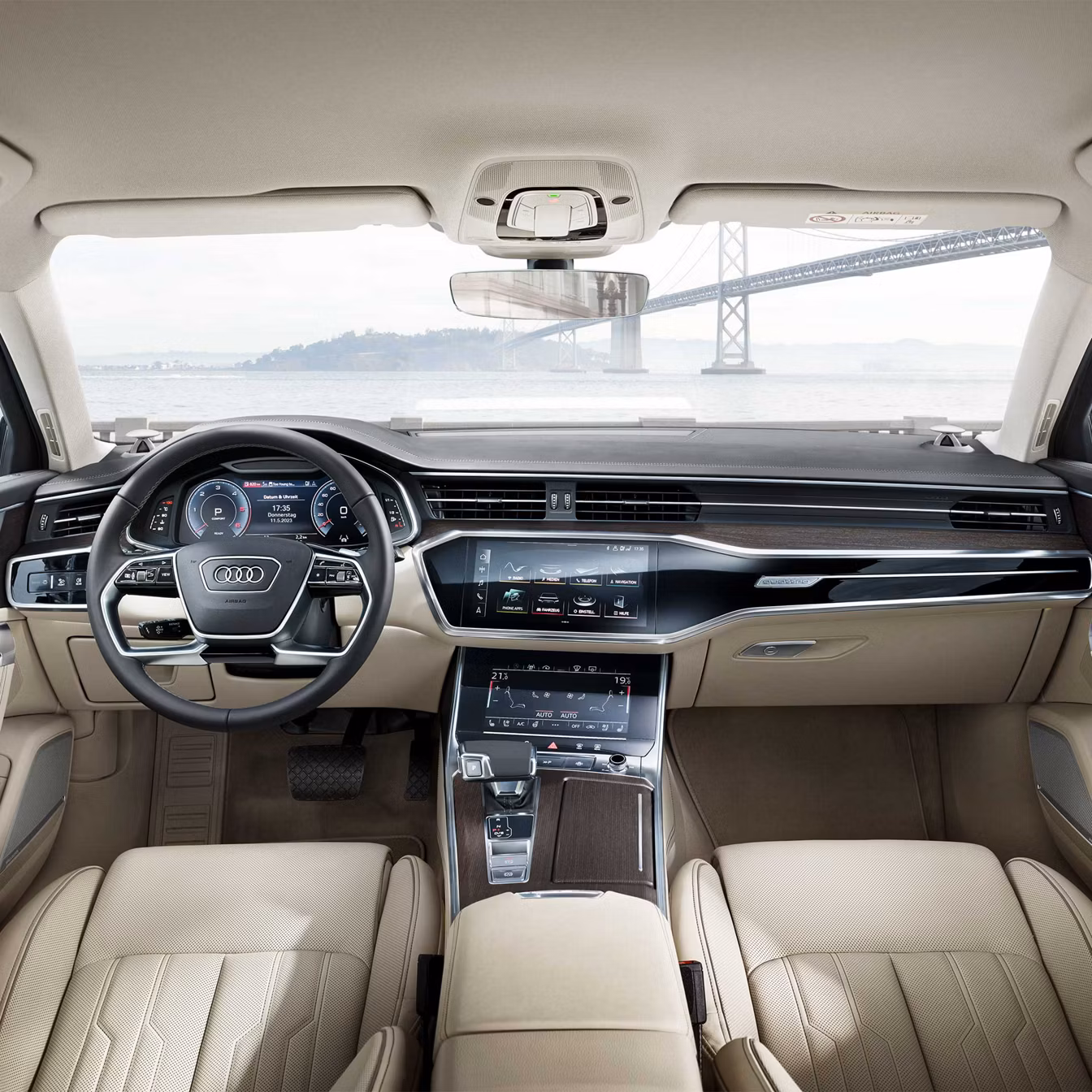 View cockpit Audi A6 Sedan