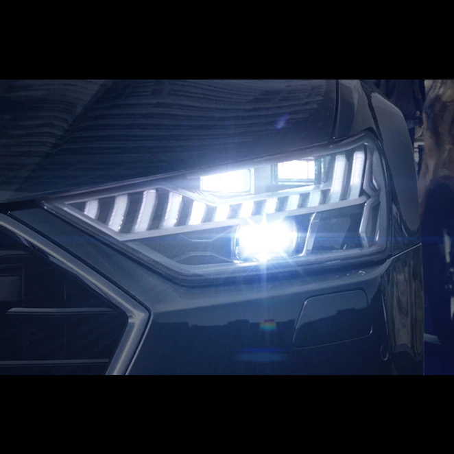 아우디 A7 스포트백 레이저 헤드라이트